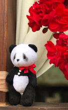 Load image into Gallery viewer, Panda bear