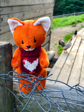 Load image into Gallery viewer, Fox in sweater